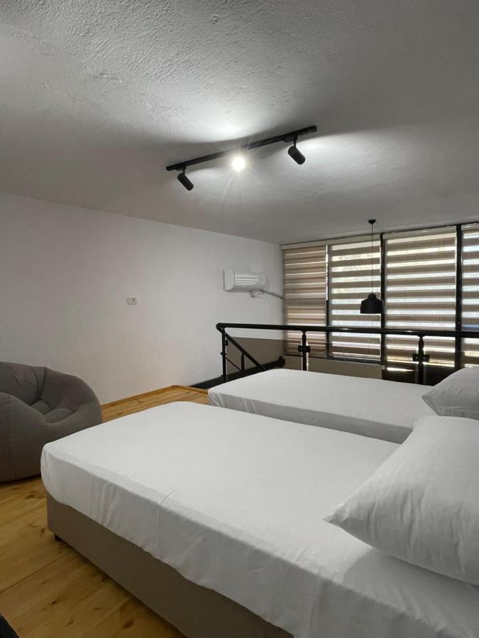 D&E Apartaments Tirana Kültér fotó