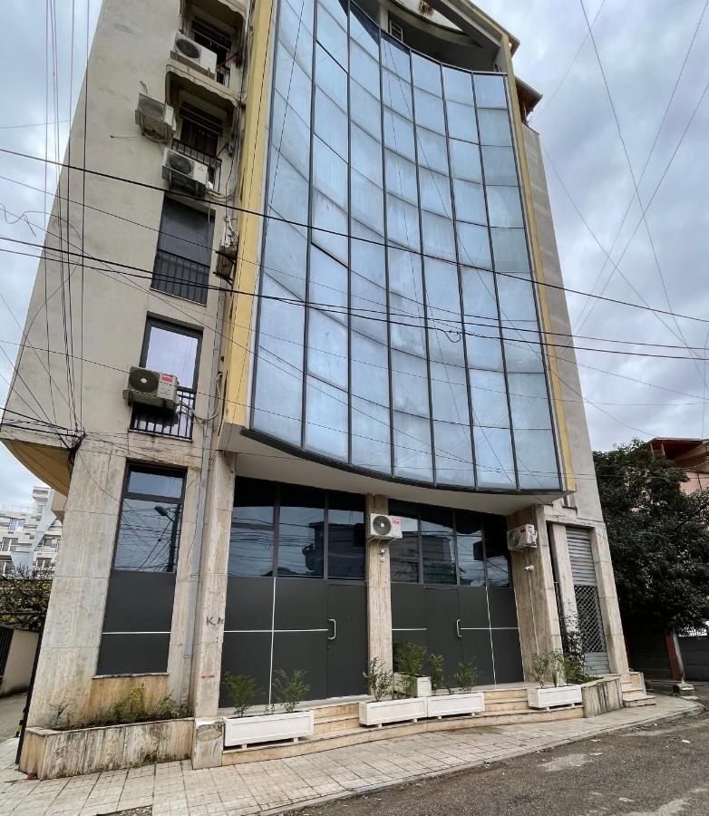 D&E Apartaments Tirana Kültér fotó